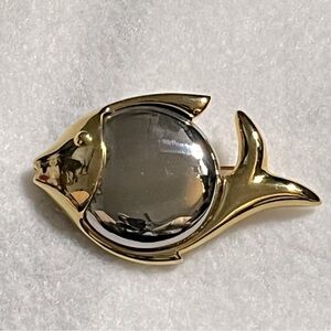 Liz Claiborne Signed Silver-tone/Gold-tone Modernist Fish Decor Brooch Accessory